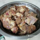 营养丰富味道鲜美的虫草花焖排骨