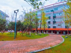 -金陵中学(河西分校)