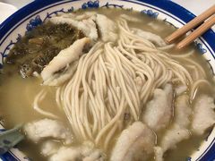 -明呈黄鱼面馆(斜土路店)