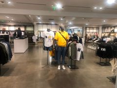-百盛(莘庄店)