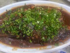 四明湖鱼头-品雅轩农家乐