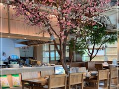 -蜜桃餐厅·伴山(湖滨商业街店)