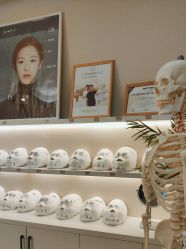 -颜和骨正·明哲式骨相美学整骨