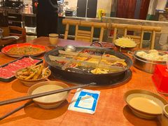 -周小明火锅(黑金冠社区店)