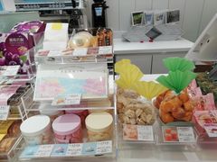 零售区-好利来(北新桥店)