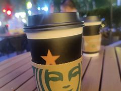 -星巴克臻选(南京艾尚天地店)