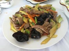 -宾朋海鲜特色美食餐厅·纯手工鲅鱼水饺(兴海路店)