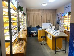 -优医视平价眼镜蔡司依视路折扣工厂店(十里堡店)