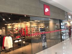 -耐克(恒隆广场店)