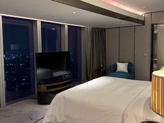 -广州天河希尔顿酒店