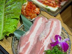 -青瓦餐厅·生鱼片·韩园烤肉(西塔店)