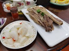 -伊源鼎盛餐饮服务有限公司