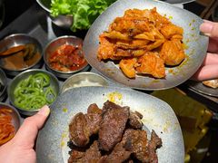 -洱火云南酸菜牛肉火锅(石景山当代商城店)