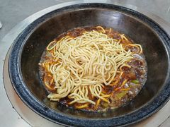 铁锅排骨鸡块焖面-日新铁锅焖面(坝上店)