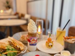 -玲婧胡同·生日蛋糕·餐厅(嘉里城店)