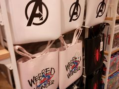 -名创优品(江南新地店)