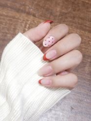 -蜜丝卡伦美甲美睫半永久