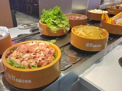 -龍歌自助小火锅(市北CBD万达店)