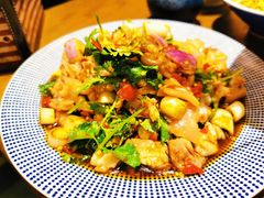 -二孃鸡爪爪(东风路总店)
