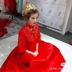 -时尚殿堂明星门店
