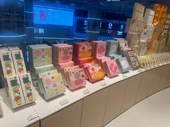 -好利来(上海长宁龙之梦店)