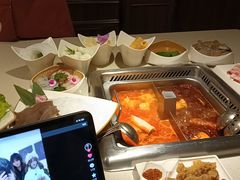 -海底捞火锅鲜切牛肉主题店(长寿路店)