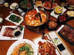 -老滇山寨•云南特色菜•地方菜•民族风情歌舞表演(金碧店)