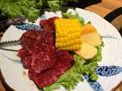 -炼火烤肉店
