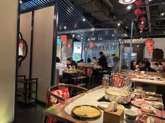 -尚尚仙·酸汤猪手·猪肚鸡火锅(华联万柳购物中心店)