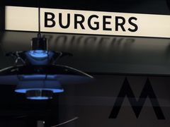 -M Stand(南京新街口金鹰店)
