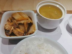 -老乡鸡(上海白玉兰广场店)
