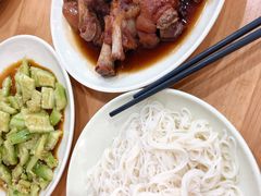 猪蹄面-贤花饭店(城阳店)