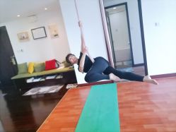 -Yvon yoga 瑜伽·精准体态管理中心
