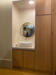 -芮娜皮肤管理·SPA中心