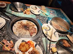-阪尚皇·原切牛排·烤肉火锅自助(北京路店)