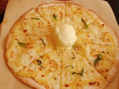 雪山榴莲松子脆飞饼披萨-农畉LONFOOD(万象天地店)