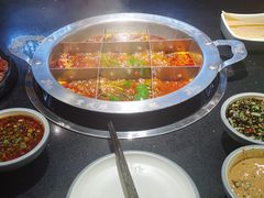 -井格重庆火锅(西直门凯德Mall店)