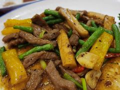 杏鲍菇炒牛柳-旺富东海大酒楼(海鲜街店)