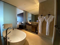 -广州天河希尔顿酒店