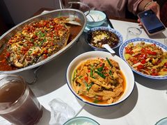 回娘家的香辣鱼-回家吃饭·地道南昌菜(建德观总店)