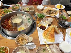 -江小渔鲜鱼火锅(冠亚星城店)