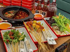 -言玖鲜火锅串串披萨自助(益田假日店)