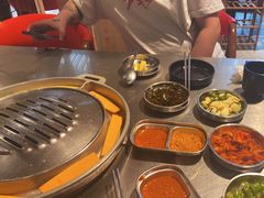 -哈哈碳都·牛肋条无限自助烤肉(台江万达店)