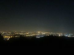 -鬼笑石后山停车场