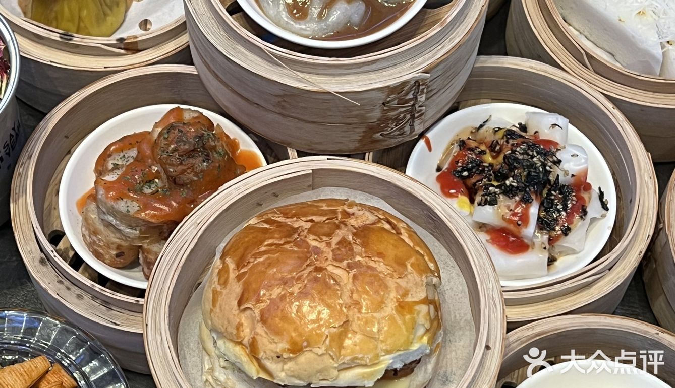 南宁的！新店！一半咖啡一半酒！老板带你玩游戏