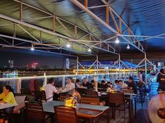 -琶醍壹号•音乐江景餐吧