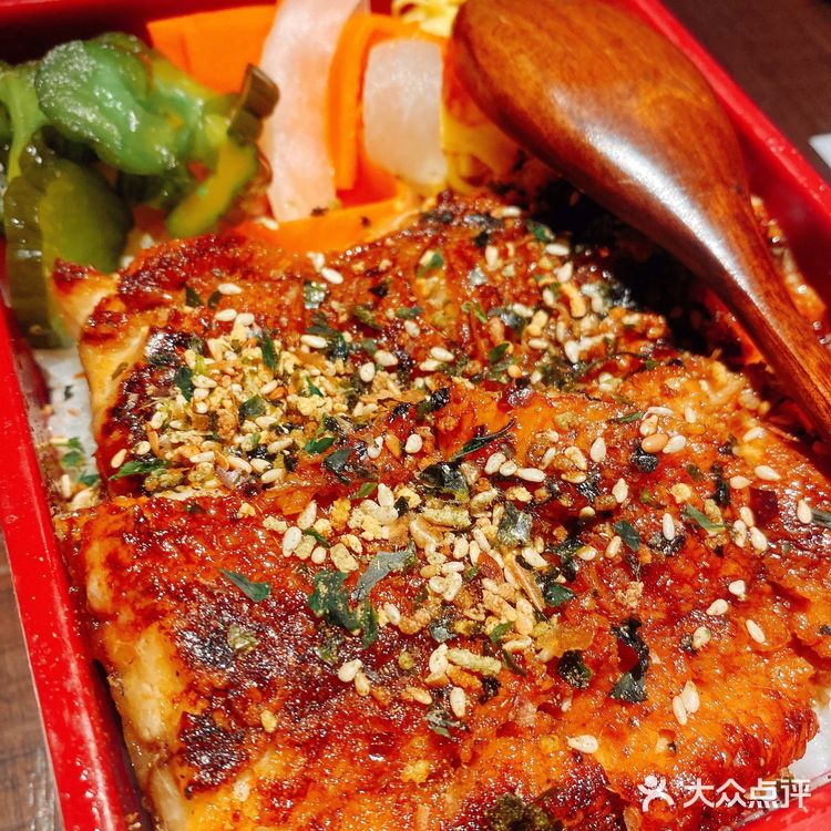 只是吃个饭，以为到了电视剧拍摄地