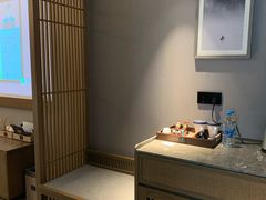 -美豪丽致酒店(西安高新区南二环丰庆公园地铁站店)