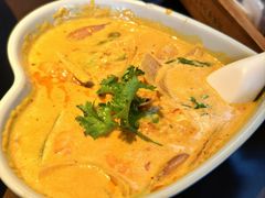 -大头虾越式风味餐厅(光明广场店)