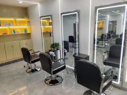 -Coo Hair salon
